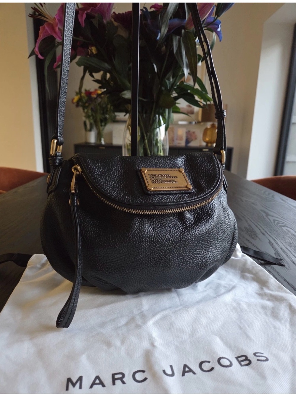 Marc By Marc Jacobs 2022 Re-Edition Classic Q Mini Natasha Bag Black Crossbody